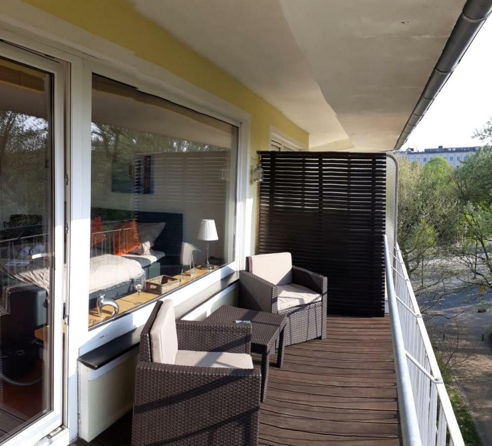 Modern City Apartment With Balcony And Nice Parc View Brema Esterno foto